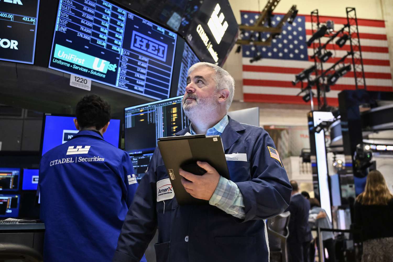 stocks-on-track-to-erase-tariff-driven-losses,-post-longest-winning-streak-in-20-years
