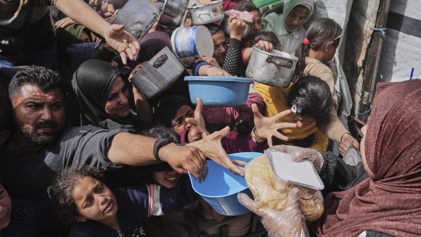 groups-fear-israeli-proposal-for-controlling-aid-in-gaza-will-forcibly-displace-people
