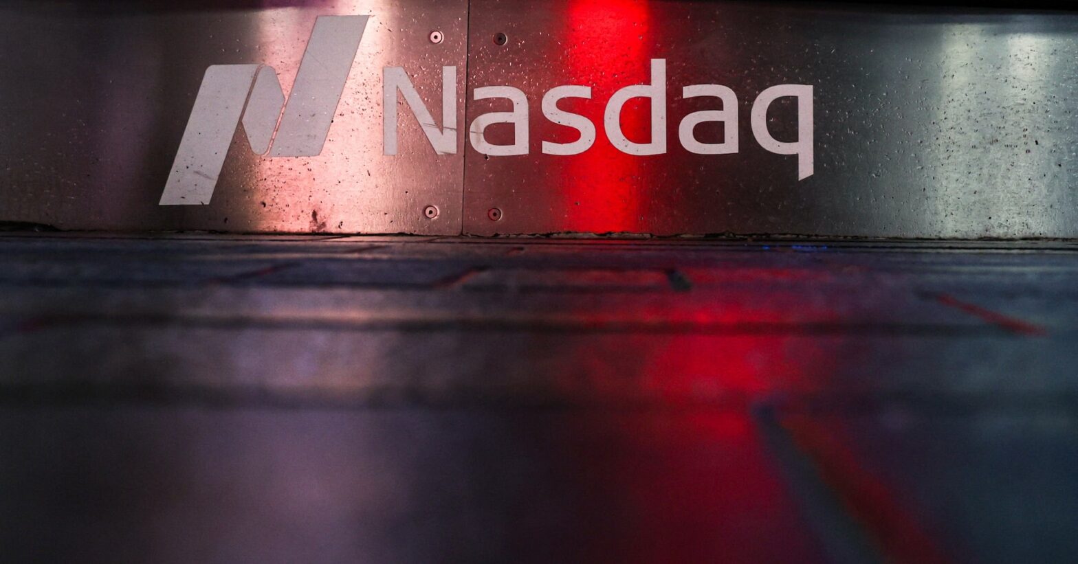 trading-day:-resilience-trumps-uncertainty