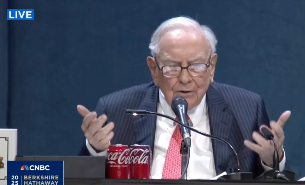 buffett:-this-year’s-stock-market-turmoil-‘is-really-nothing’