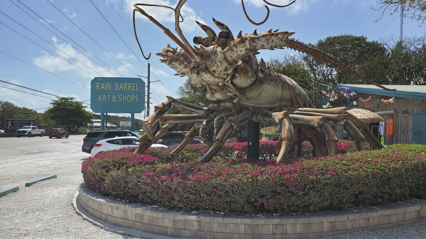 rain-barrel-village-gives-visitors-a-taste-of-old-florida-and-a-photo-op-with-a-giant-lobster