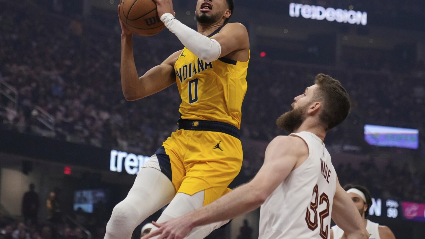 tyrese-haliburton-ignites-closing-run-for-pacers,-who-stun-cavs-121-112-in-game-1-of-east-semis