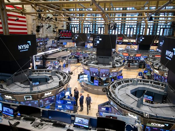 wall-street-points-to-losses-and-oil-prices-tumble-on-opec+-decision-to-open-the-spigots