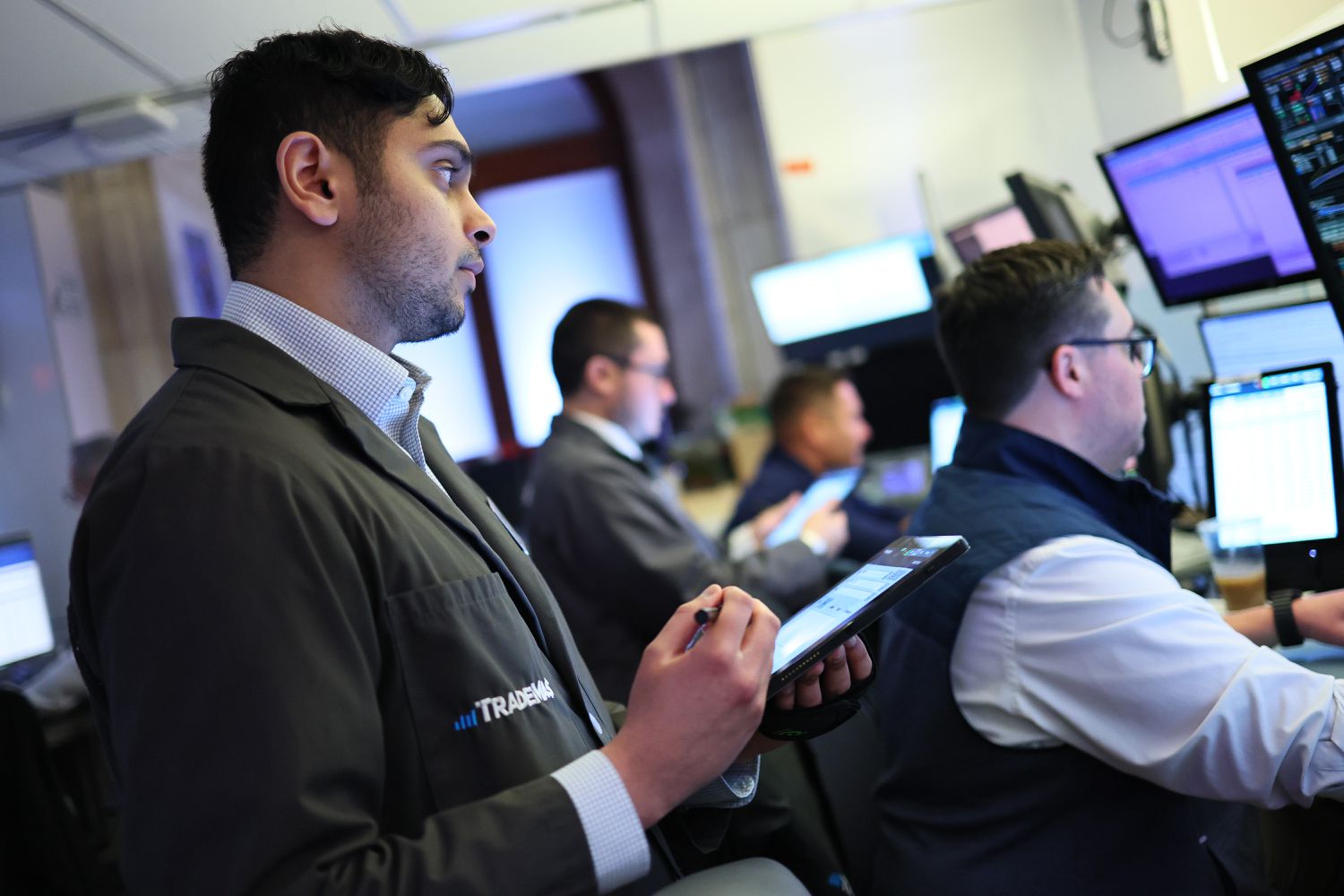 5-things-to-know-before-the-stock-market-opens