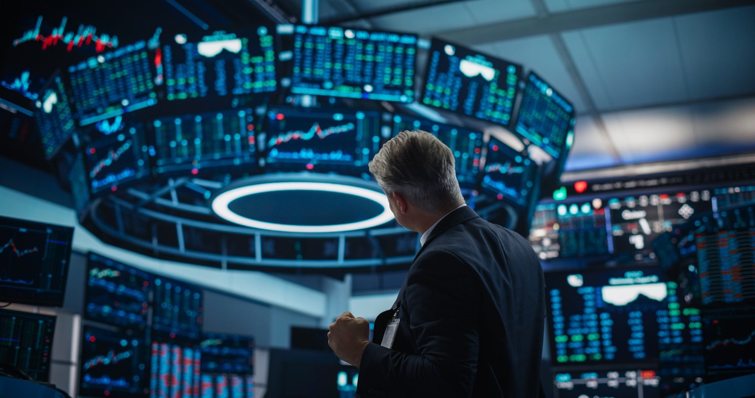 is-robinhood-markets-stock-a-buy-now?