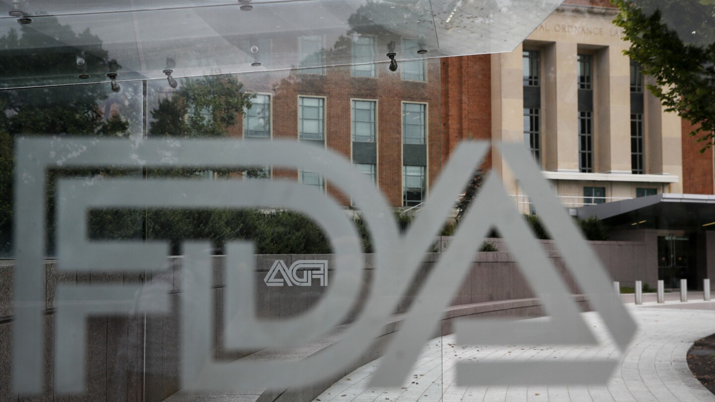 critic-of-drug-industry-and-covid-19-measures-to-lead-fda-vaccine-program