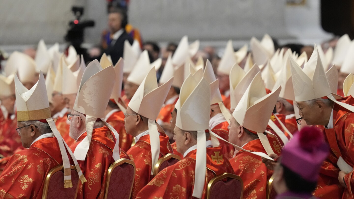 cardinals-to-begin-the-solemn-and-secret-voting-ritual-to-elect-a-new-pope