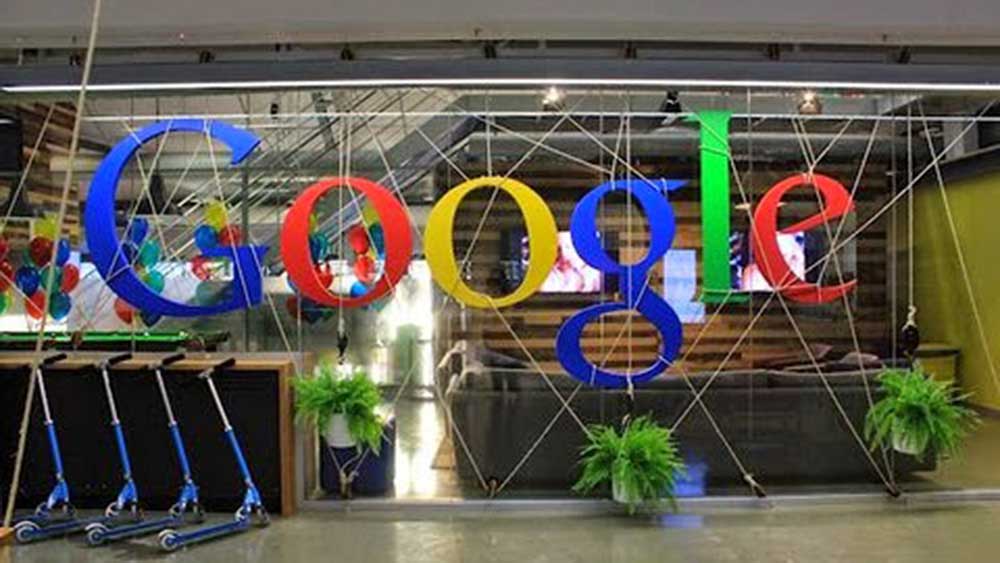 google-stock-takes-big-hit-on-apple-search-disclosure-in-antitrust-case