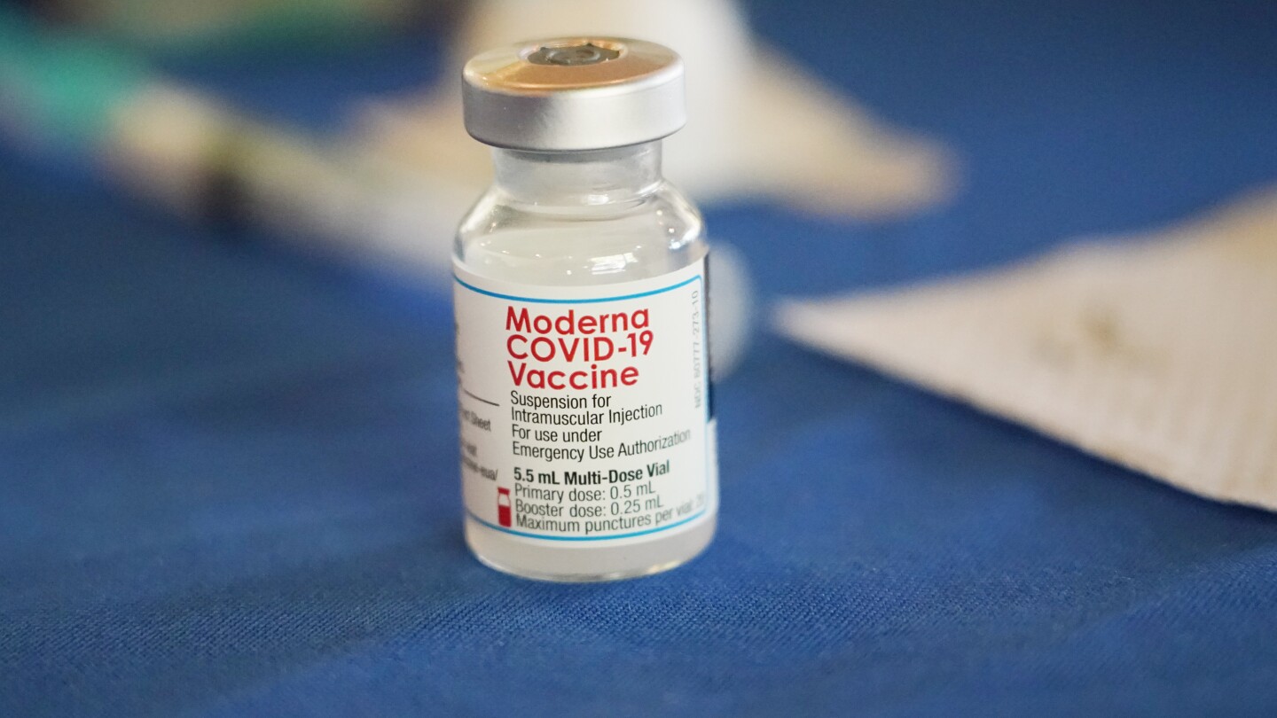 moderna-study-shows-immune-response-in-older-adults-for-a-combo-flu-and-covid-19-shot