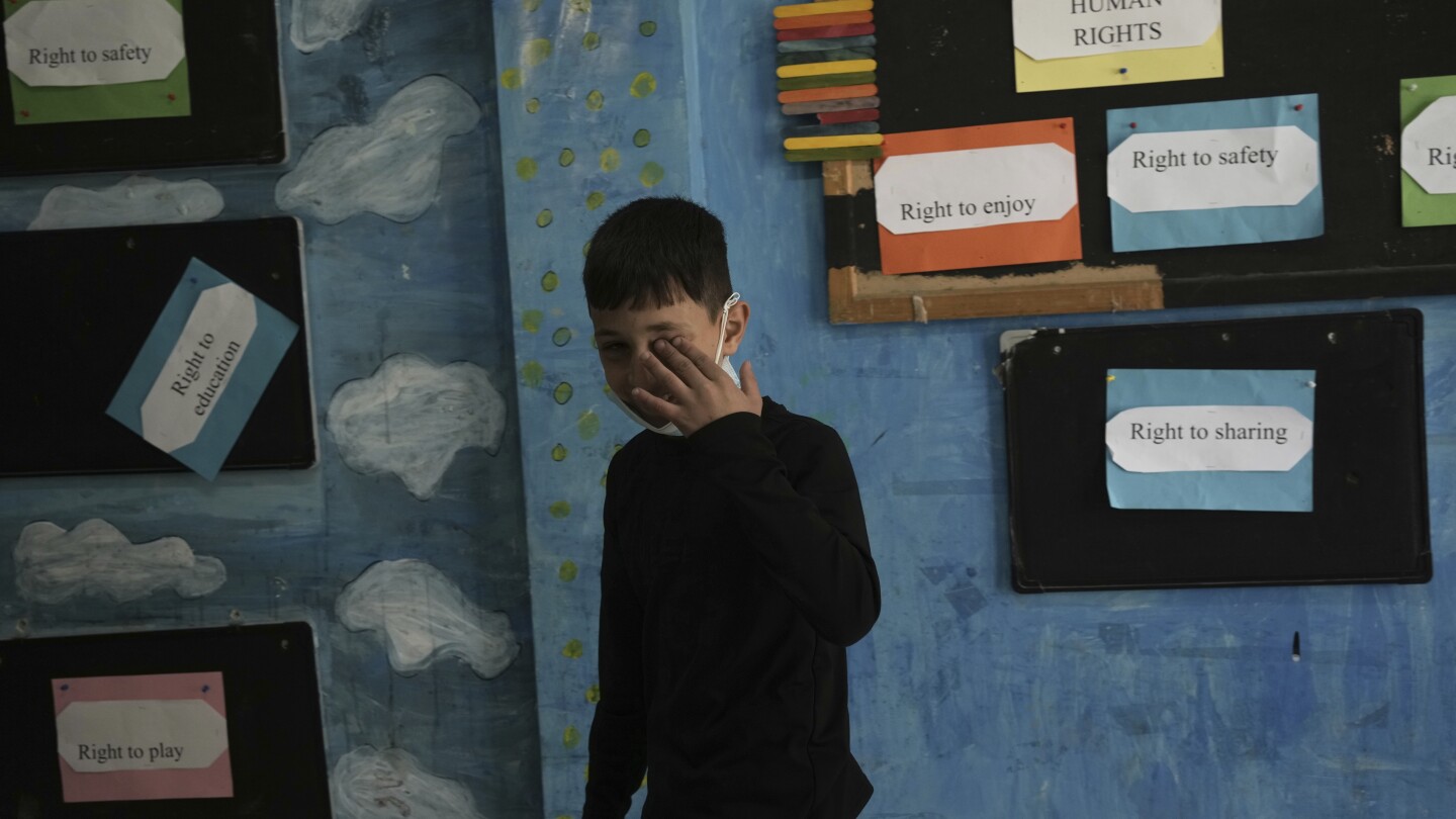 ap-photos:-israel-police-fire-tear-gas-into-palestinian-schoolyard-in-jerusalem