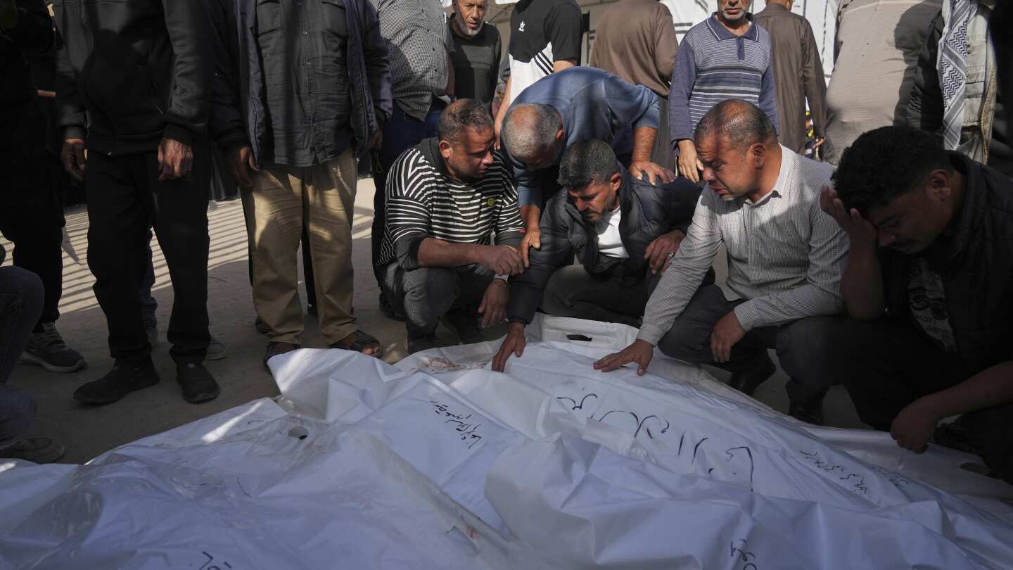 israeli-strikes-on-gaza-kill-9-people,-mostly-women-and-children