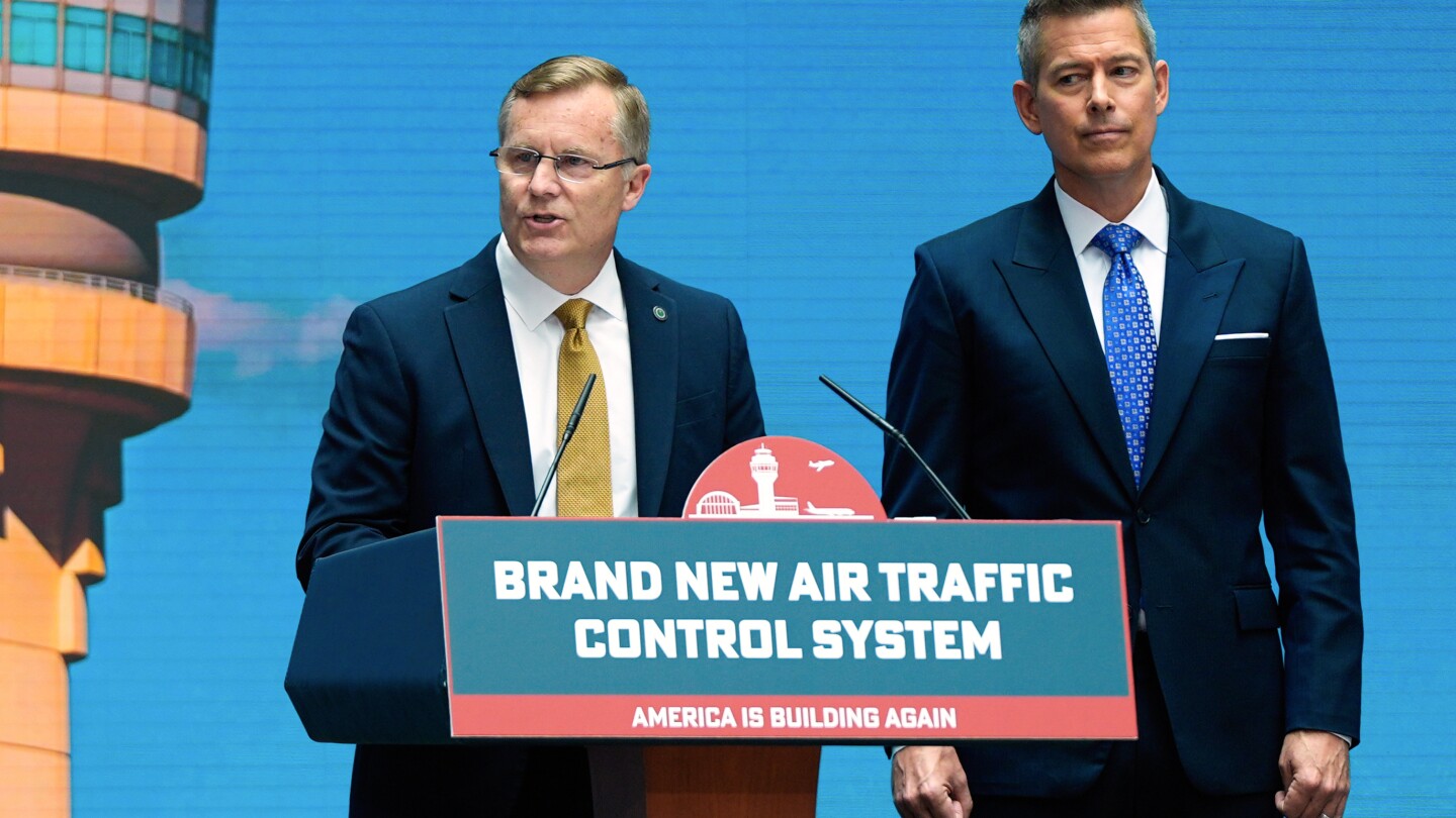 transportation-secretary-sean-duffy-plans-to-reduce-flight-capacity-at-newark-airport