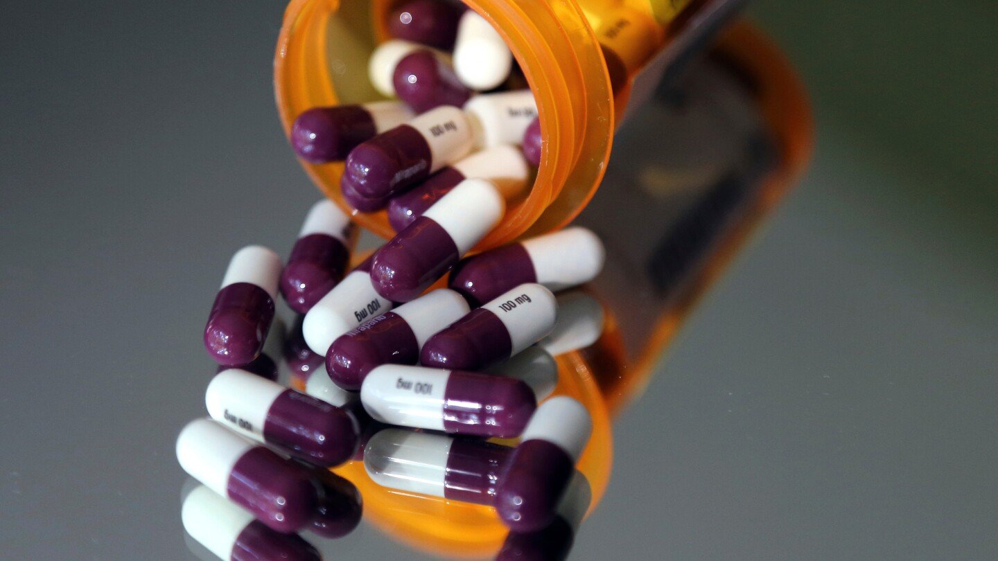 pharmaceutical-industry-criticizes-the-drug-pricing-plan-trump-says-he’ll-sign