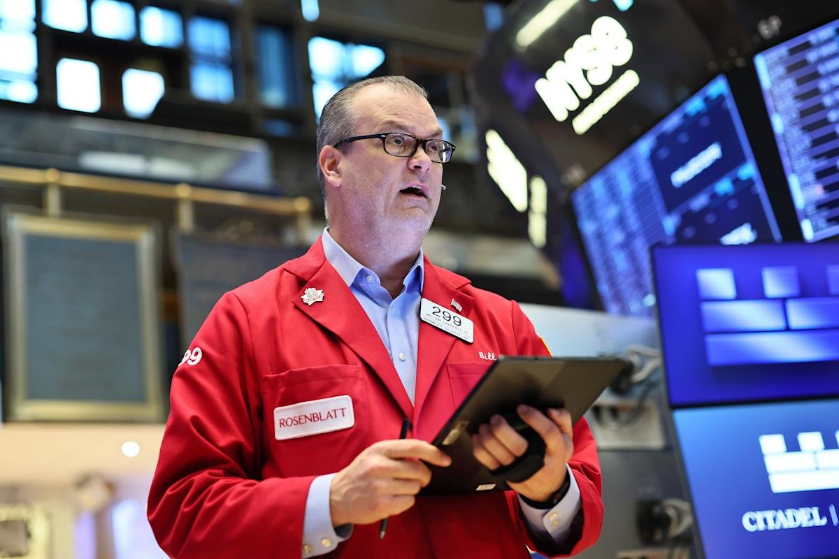 stock-market-today:-dow,-s&p-500,-nasdaq-futures-surge-as-us-china-tariff-cuts-spur-a-rush-back-into-stocks