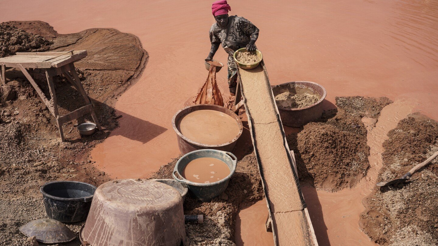 mercury-fuels-gold-mining-in-senegal.-and-it’s-poisoning-the-people-who-use-it