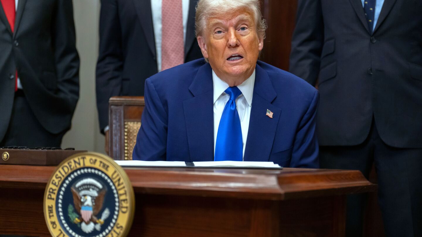trump’s-plan-to-accept-free-air-force-one-replacement-from-qatar-raises-ethical-and-security-worries