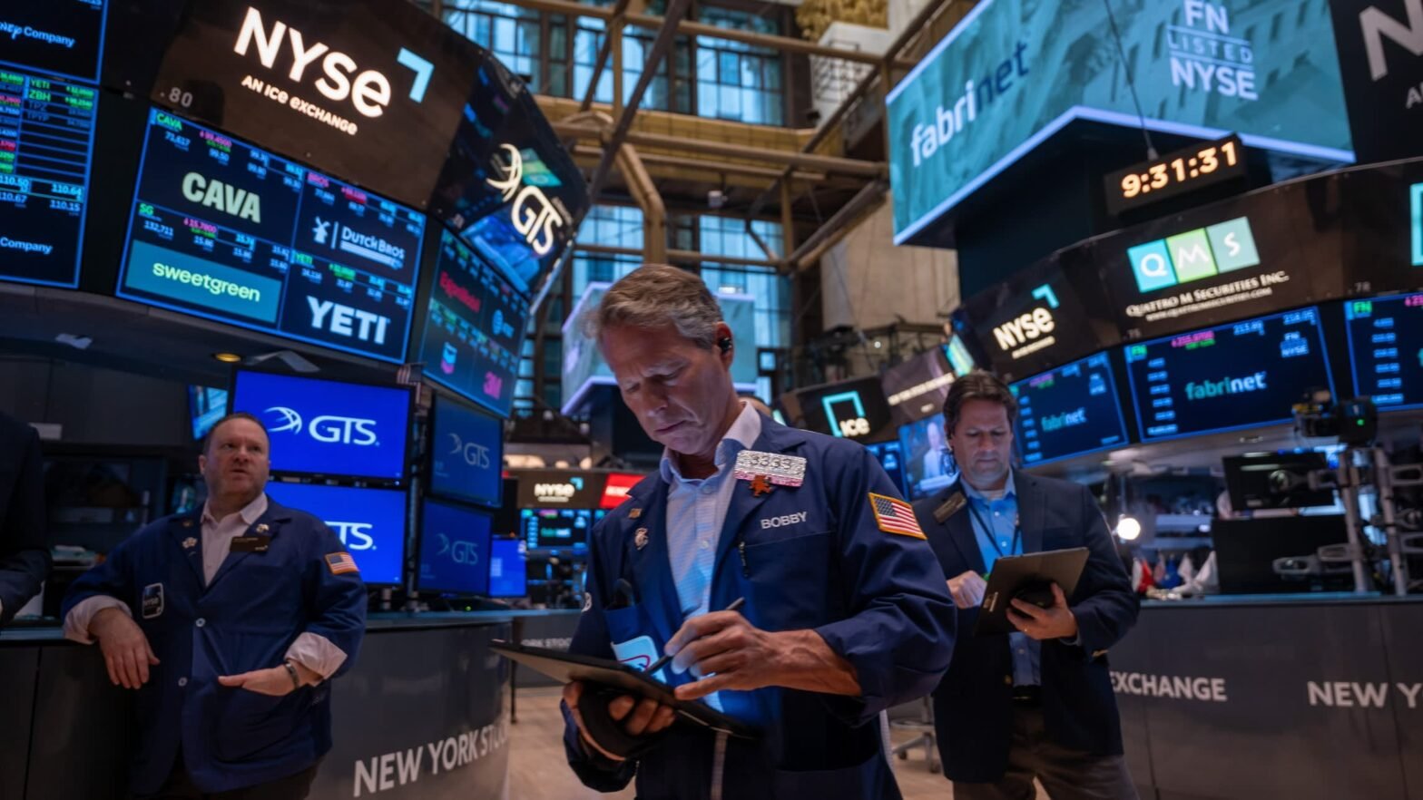 s&p-500-wipes-out-2025-losses-as-stocks-extend-rally