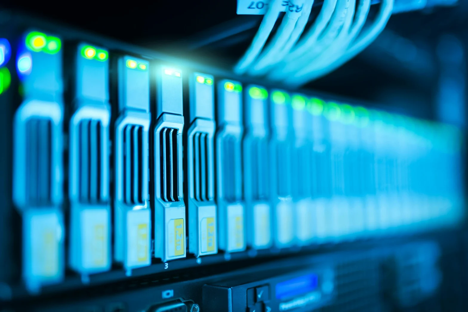 super-micro-computer’s-stock-skyrockets-following-analyst-endorsement-–-news-and-statistics