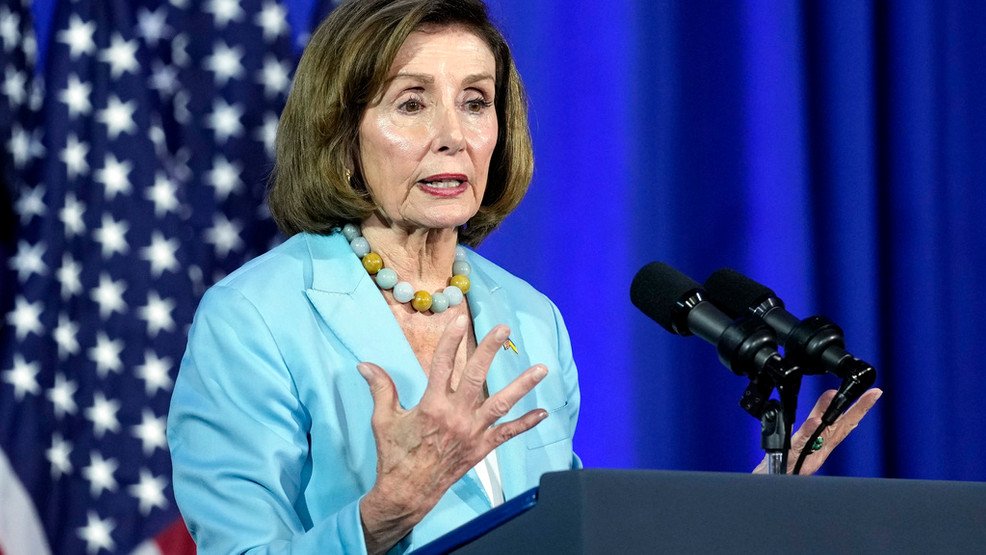 fact-check-team:-pelosi’s-stock-trades-spark-legislation-and-investing-app-frenzy