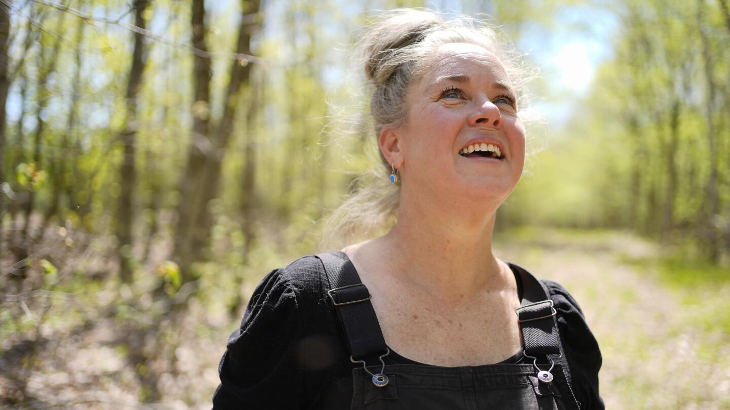 still-finding-trouble-in-the-woods:-‘blair-witch-project’-star-at-center-of-maine-road-dispute