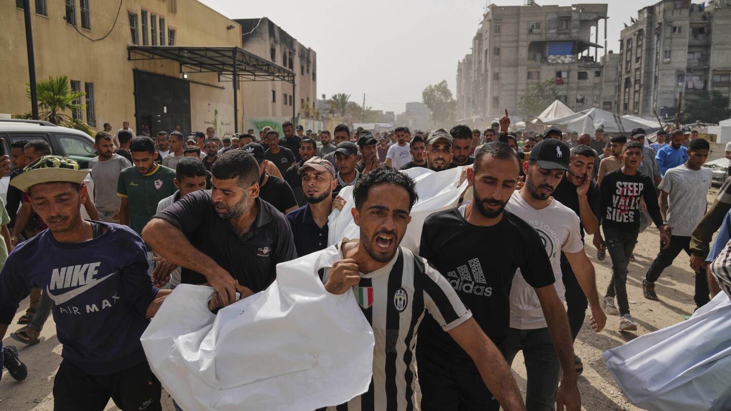 israeli-strikes-across-gaza-kill-at-least-66-people,-hospitals-and-medics-say