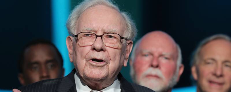 warren-buffett-claims-us-stock-market-volatility-is-‘really-nothing’-—-says-berkshire-hathaway-has-crashed-50%-many-times.-how-to-be-greedy-when-americans-are-fearful-(and-vice-versa)