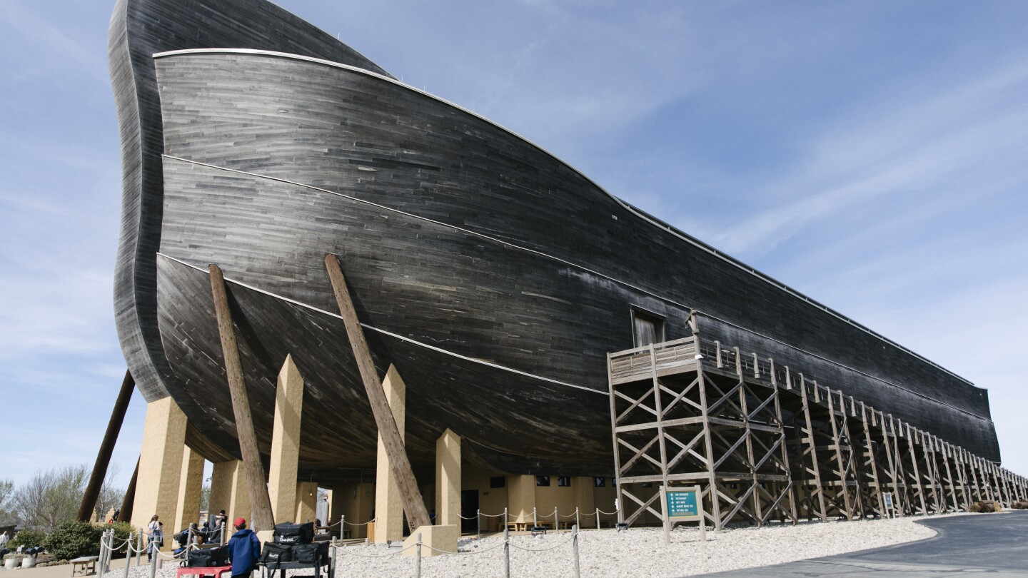 un-arca-gigante-y-un-museo-en-eeuu-promueven-el-creacionismo-entre-los-creyentes-modernos