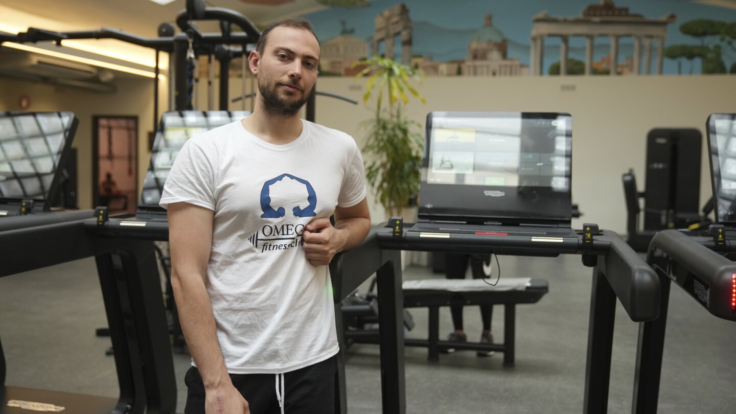 el-cardenal-prevost-entrenaba-en-un-gimnasio-en-roma-antes-de-convertirse-en-papa