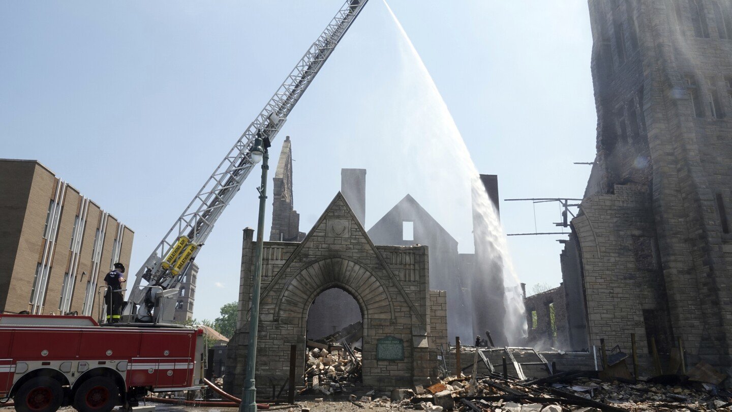 fire-at-historic-black-church-in-memphis-was-intentionally-set,-investigators-say