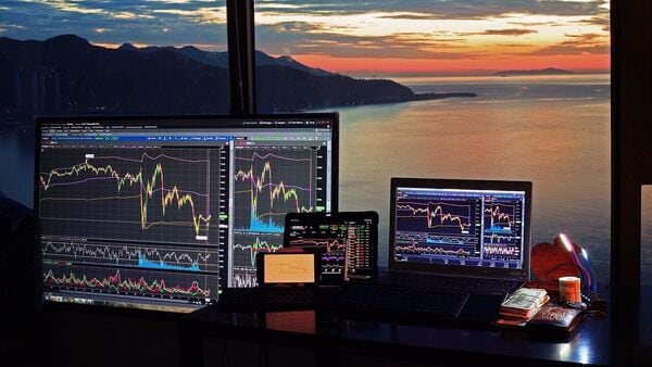 greed-&-fear:-jefferies’-chris-wood-predicts-end-of-us-market-dominance,-bets-on-asia,-defence-stocks