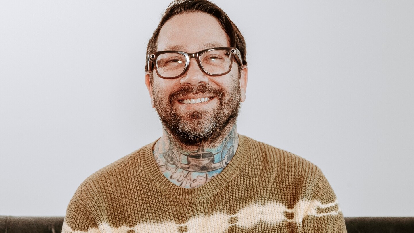 dave-shapiro,-groundbreaking-music-executive,-dies-in-san-diego-plane-crash-at-42