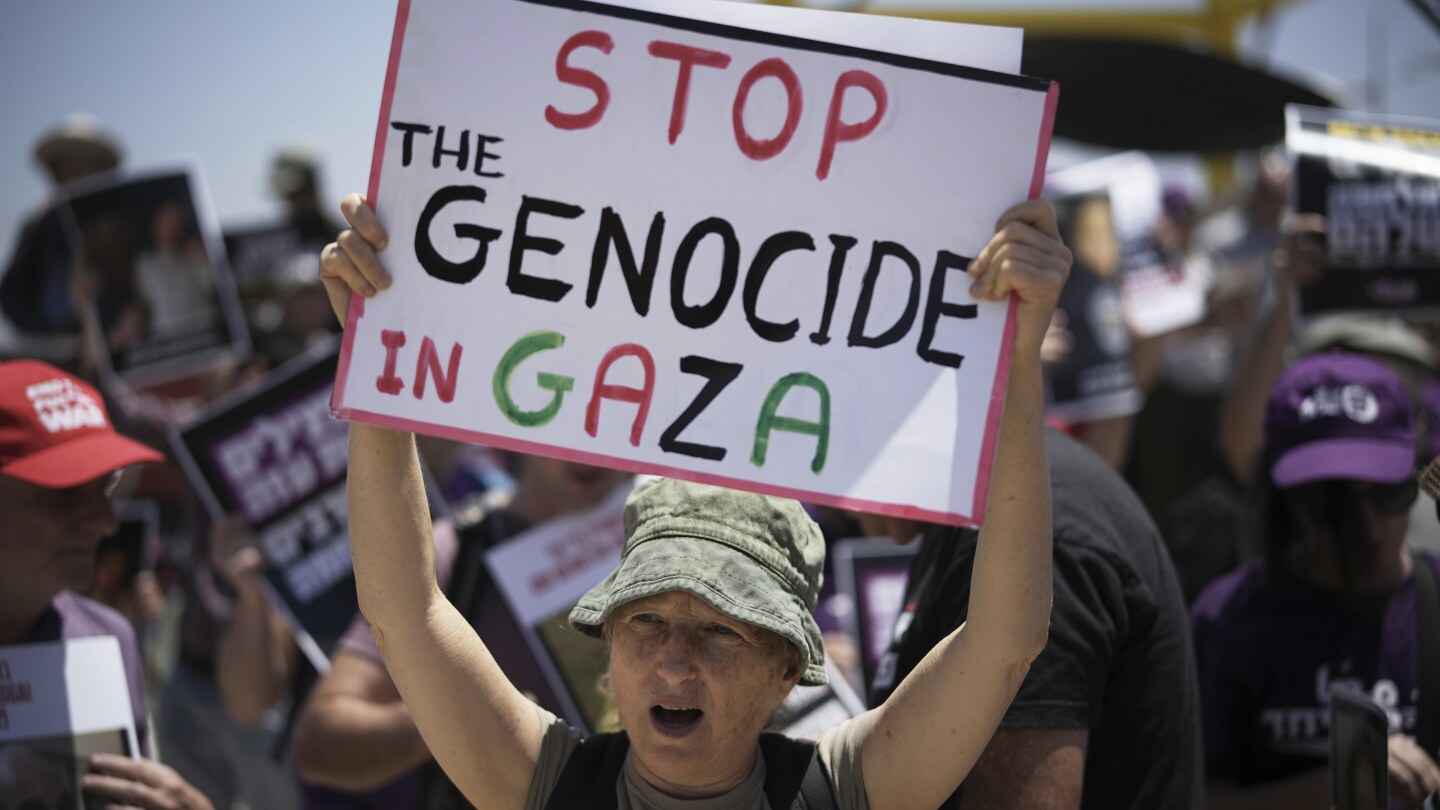 at-least-23-people-killed-by-israeli-strikes-in-gaza-as-israel-lets-minimal-aid-in