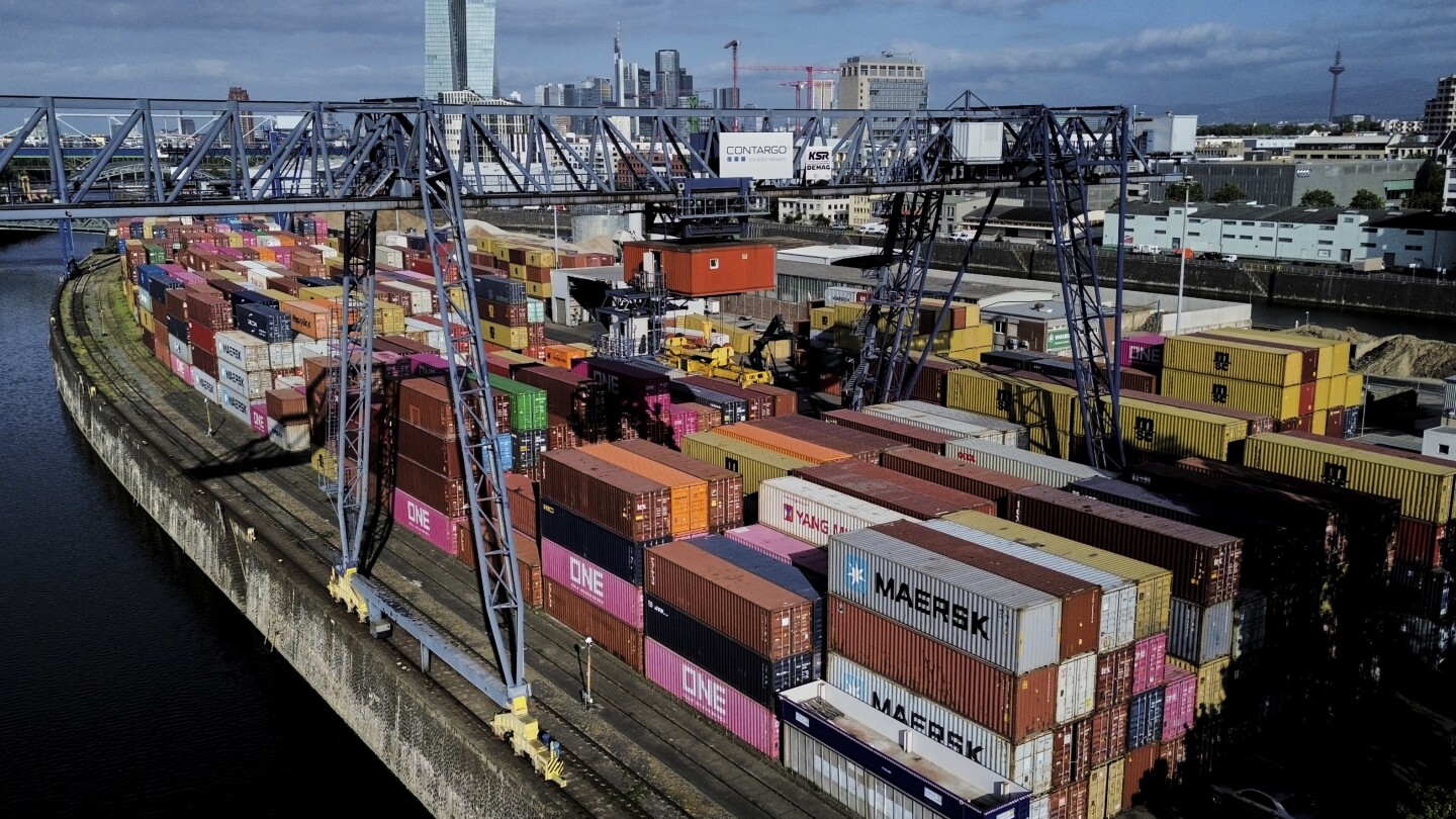 germany’s-economy-grew-by-04%-in-the-1st-quarter.-that’s-double-the-initial-estimate