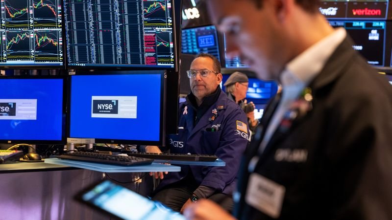 stocks-zoom-higher-after-trump-hits-pause-on-his-eu-tariff-threat-(again)