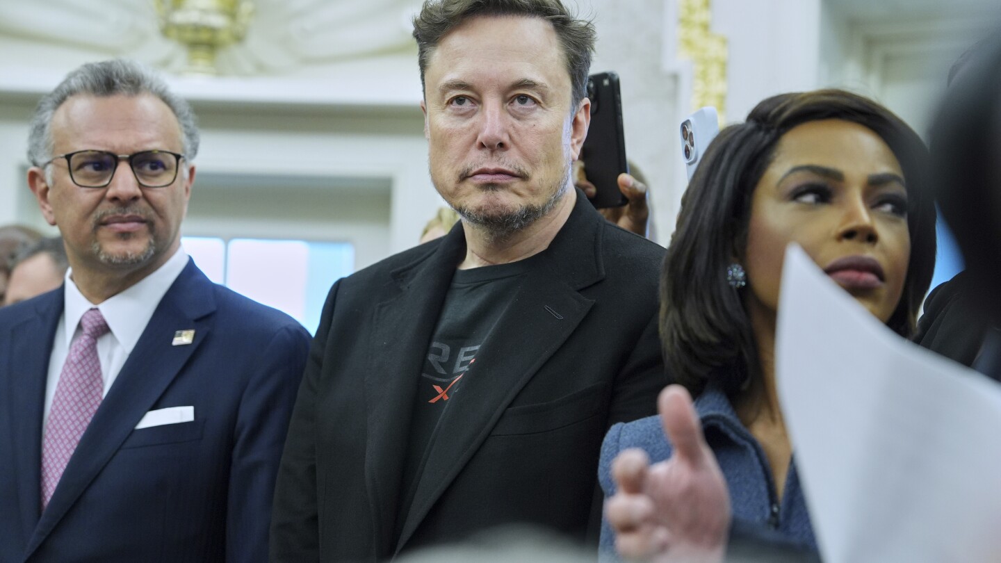 elon-musk-criticizes-trump’s-‘big-beautiful-bill,’-a-fracture-in-a-key-relationship
