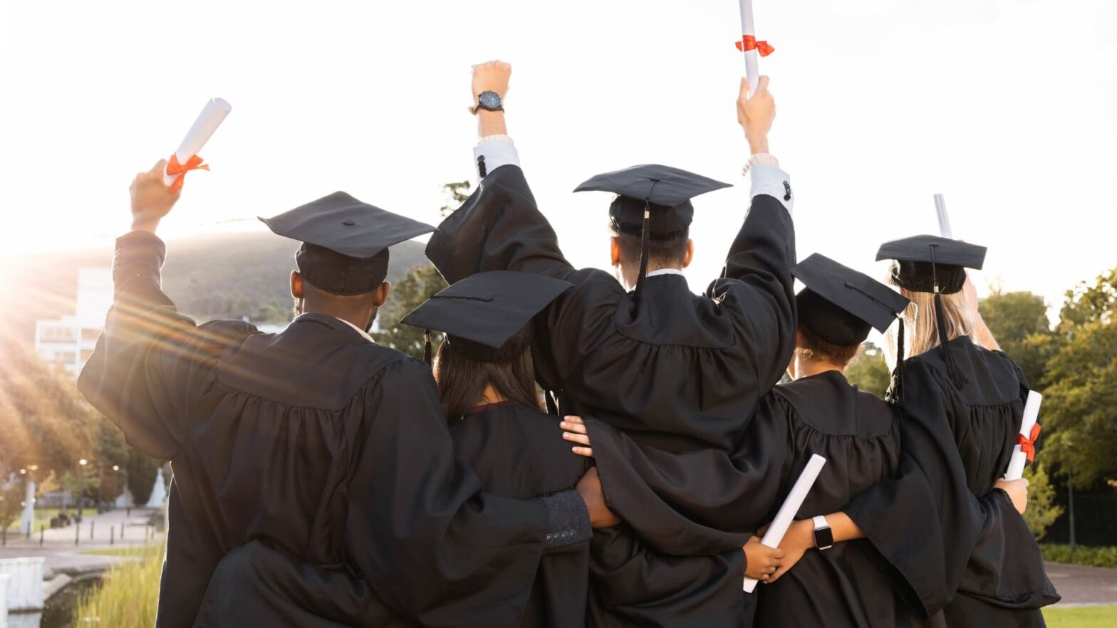 just-graduated-from-college?-it’s-time-to-start-saving-for-retirement.-seriously