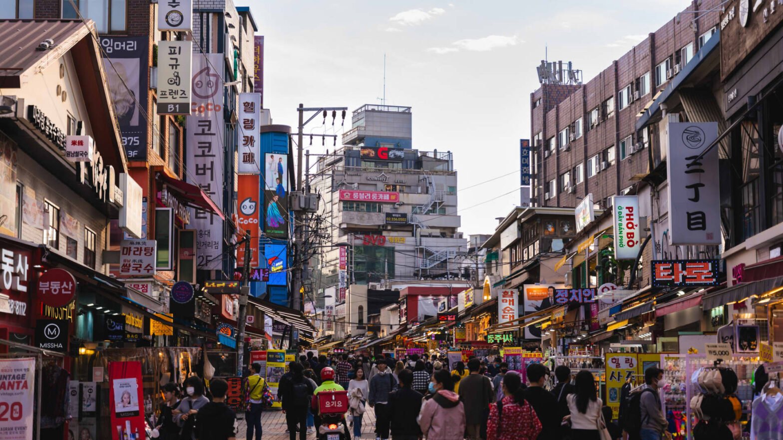 asia-pacific-markets-set-to-mostly-climb-as-investors-await-bank-of-korea-decision