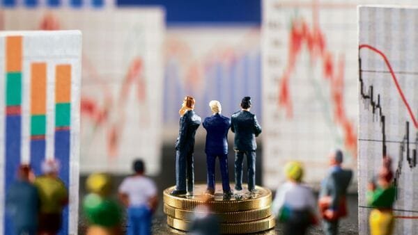 investment-word-of-the-day:-blue-chip-stocks-—-characteristics,-pros-and-cons-you-must-know