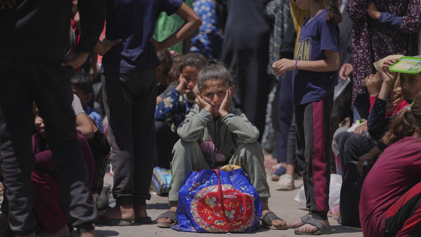 un-palestino-describe-15-minutos-de-terror-al-intentar-conseguir-comida-en-nuevo-sistema-en-gaza