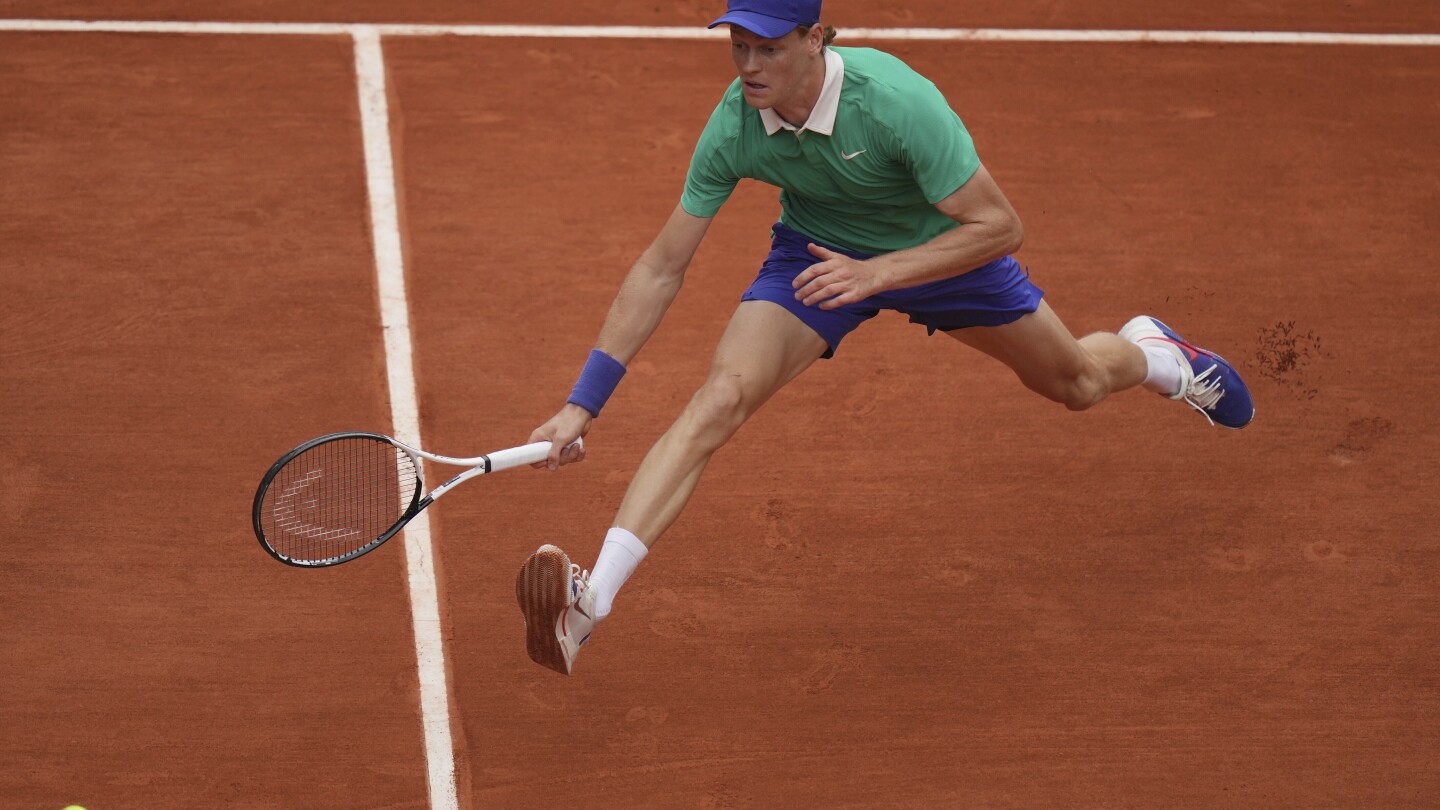 french-open:-jannik-sinner-drops-just-3-games-to-extend-grand-slam-unbeaten-run-to-17-matches