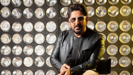 Sebi has banned Bollywood actor Arshad Warsi, his wife Maria Goretti, and others from the stock market for up to five years(File Photo) Sebi has banned Bollywood actor Arshad Warsi, his wife Maria Goretti, and others from the stock market for up to five years(File Photo)