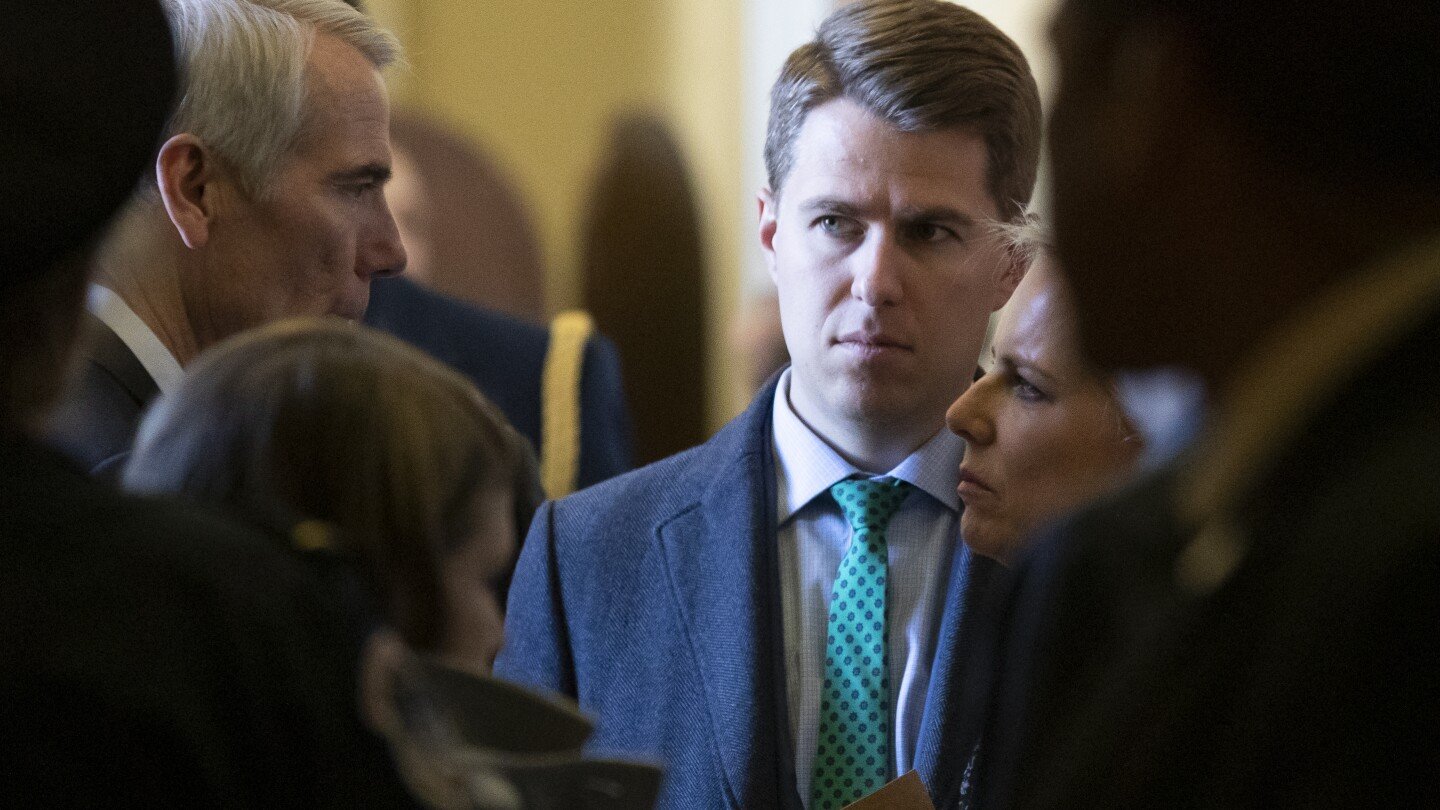 former-homeland-security-official-fights-back-against-trump’s-‘unprecedented’-investigation-order