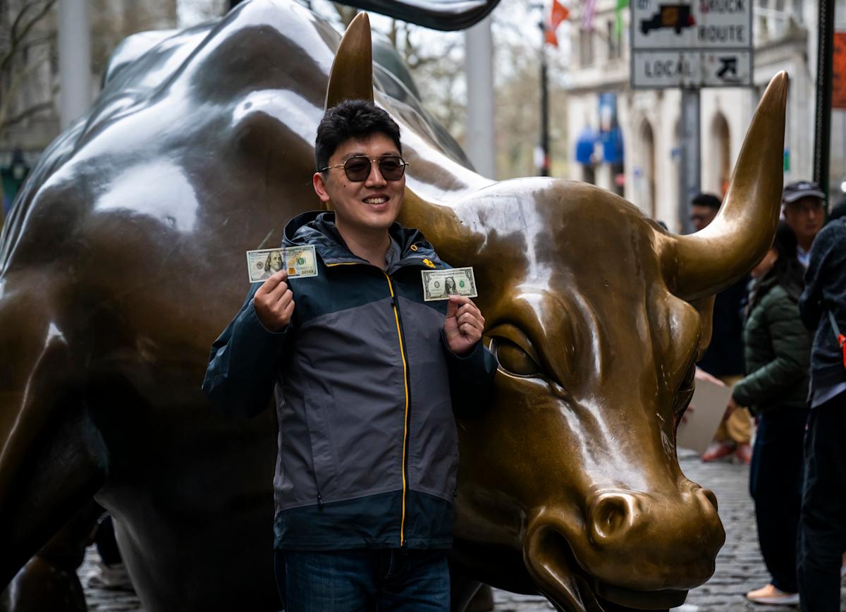 wall-street-strategists-see-another-10%-rally-for-the-s&p-500-in-2025