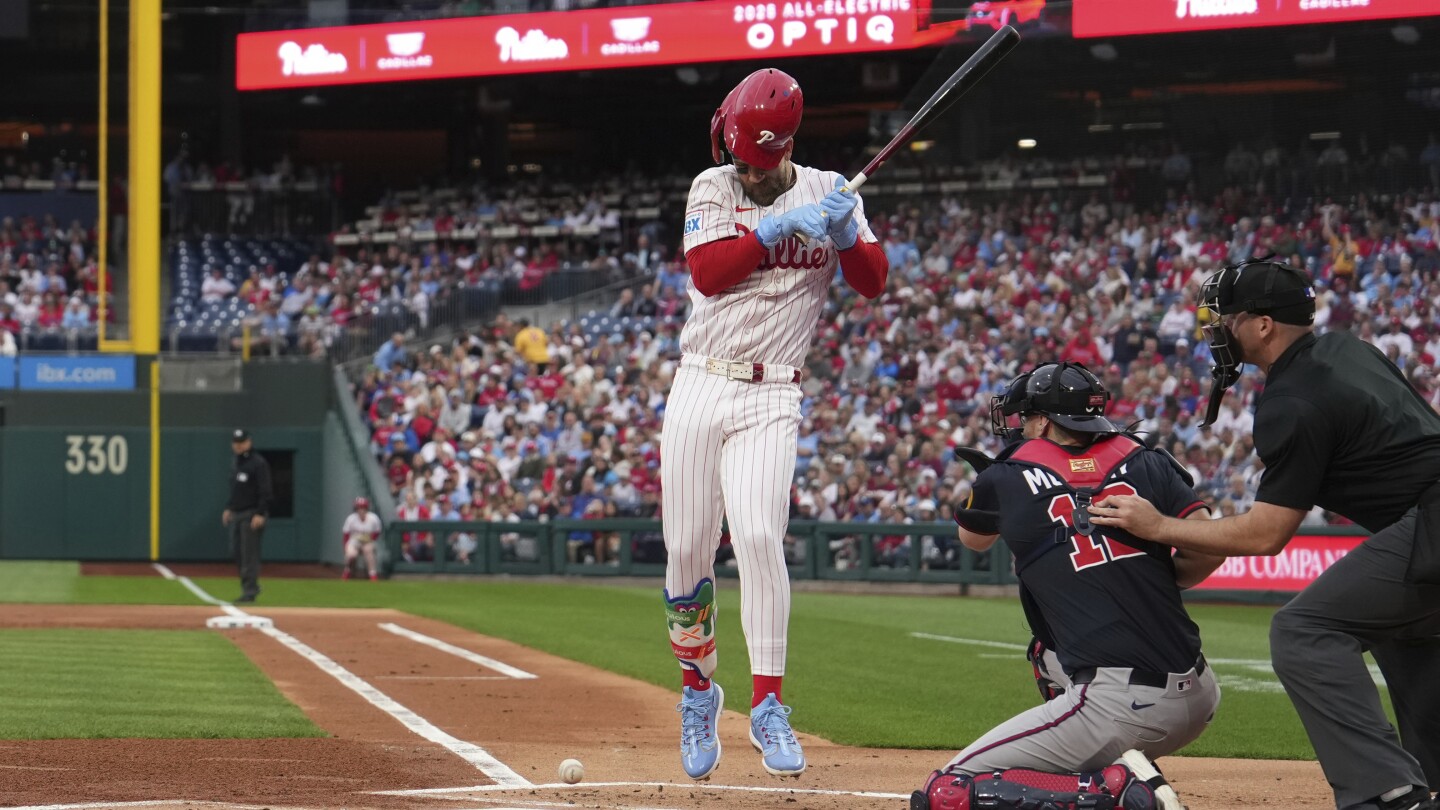 bryce-harper-returns-to-phillies’-lineup-after-missing-5-games-with-bruised-right-elbow