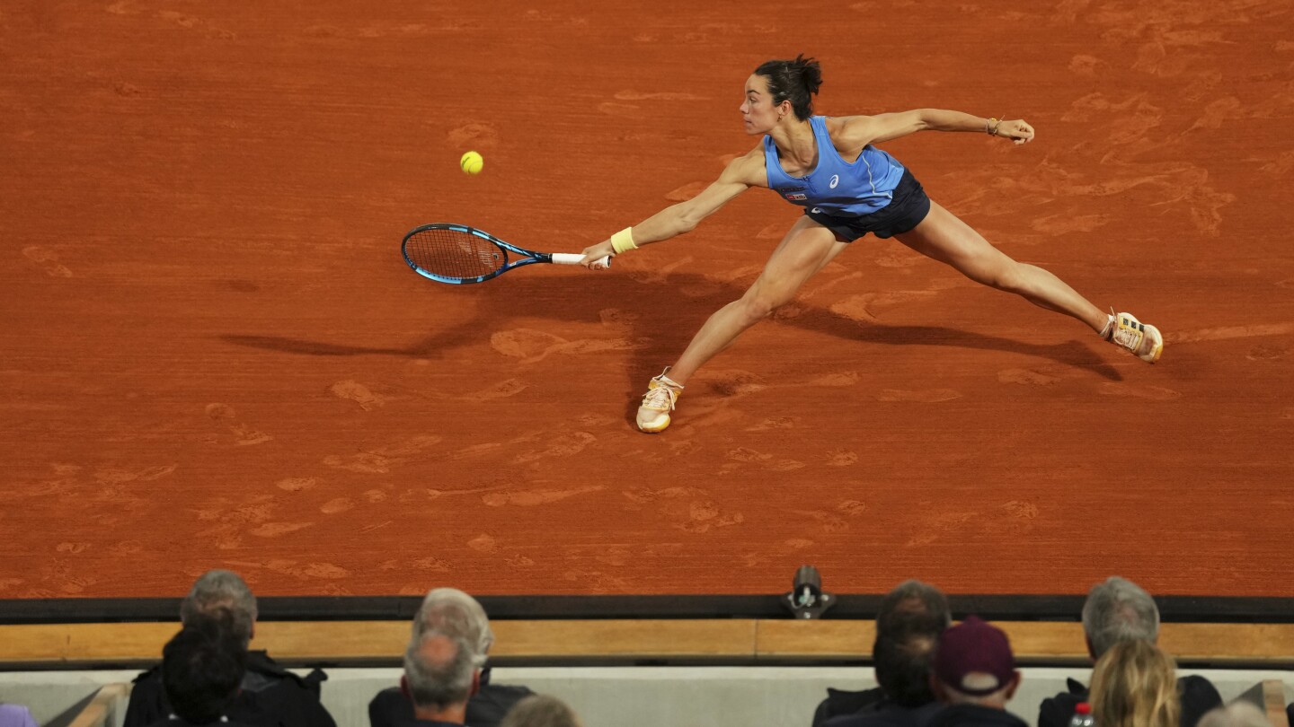 a-fairy-tale-in-paris:-french-wild-card-boisson-stuns-no.-6-andreeva-to-reach-french-open-semis