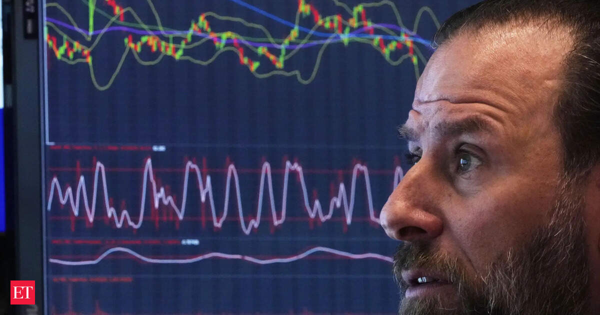 us-stock-market-today:-dow,-s&p-500,-nasdaq-rise-after-trump-xi-call-sparks-trade-optimism-—-but-investors-urged-to-stay-cautious-amid-jobs-data,-tesla-and-apple-in-focus
