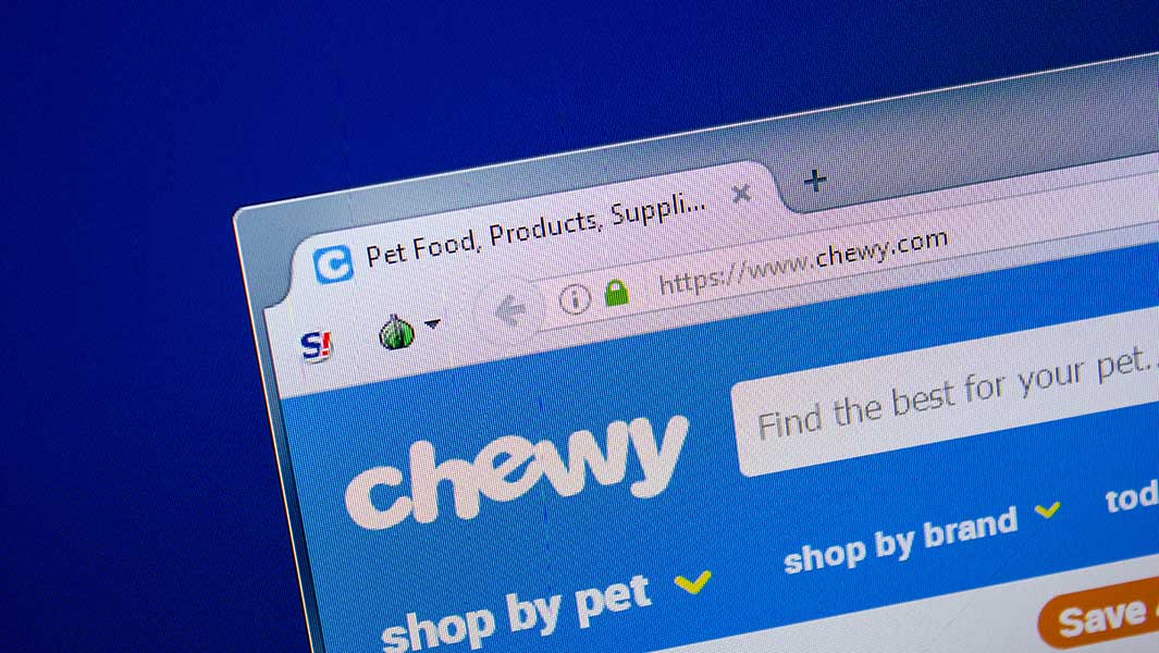 chewy-stock-is-up-big-this-year-earnings-due-soon-could-be-‘meaningful-catalyst.’