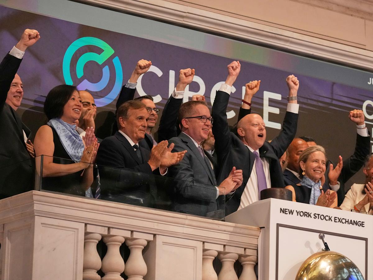 circle-stock-soars-over-190%-after-ipo-as-stablecoin-giant-makes-market-debut