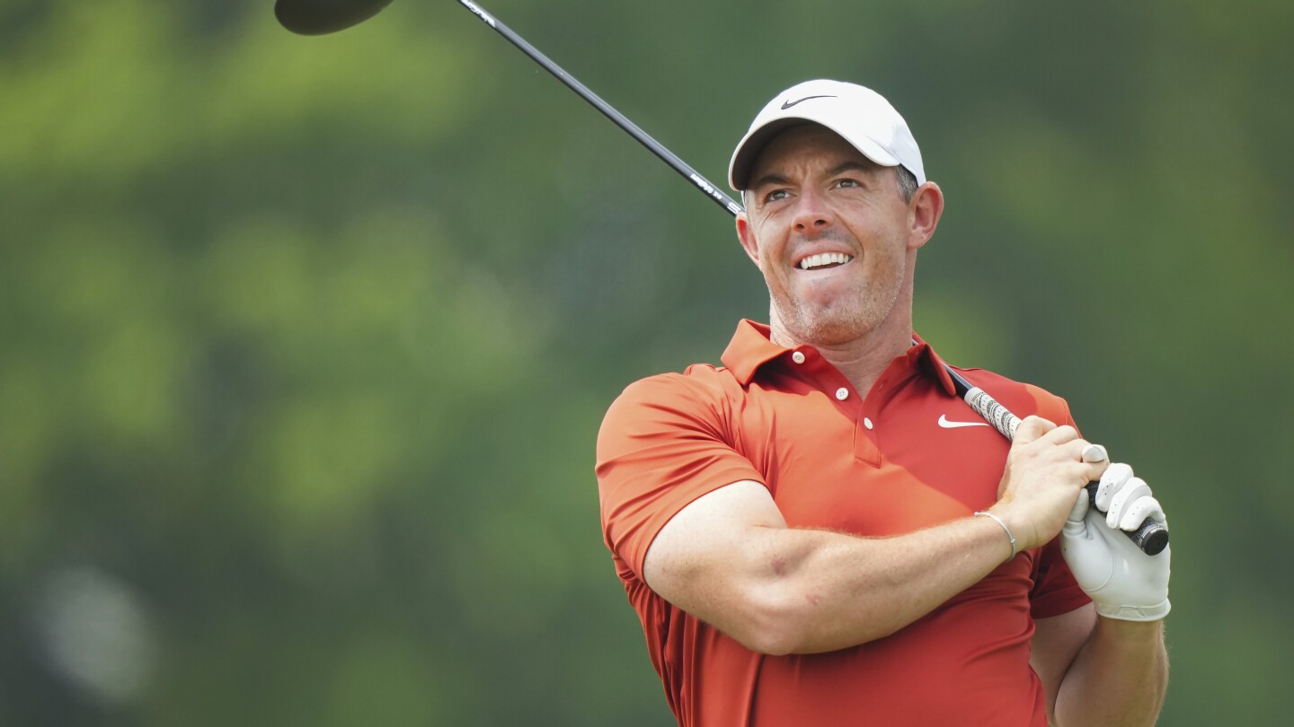 mcilroy-tumbles-out-of-canadian-open-with-a-78.-champ-takes-2-shot-lead-into-the-weekend