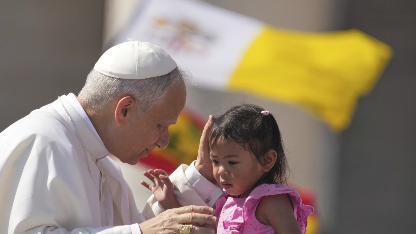 pope-leo-criticizes-political-nationalism-and-prays-for-reconciliation-and-dialogue